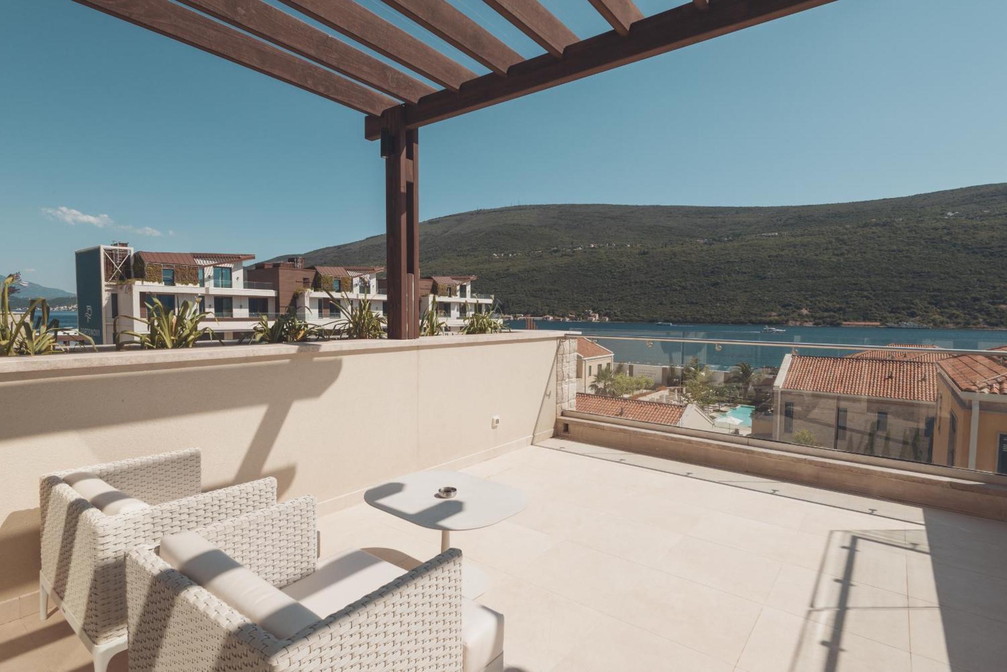 Portonovi Resort Herceg Novi Oda fotoğraf